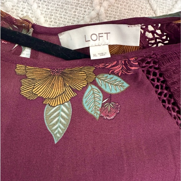 Beautiful Floral Long Sleeve Blouse by Loft - Picture 4 of 5